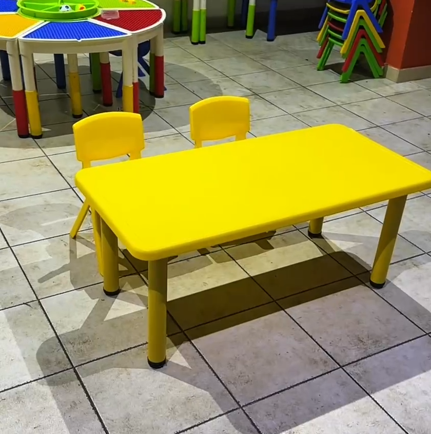 Стол детский Trent Желтый