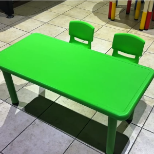 Стол детский Trent (зелёный)