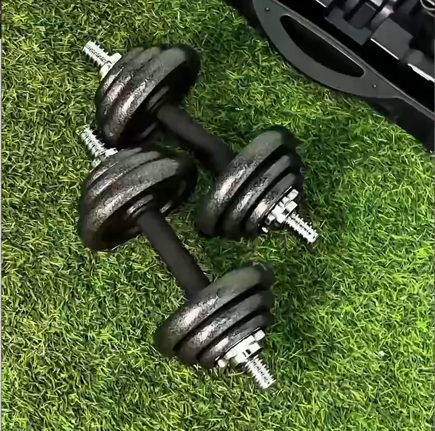 Комплект гантелей Titan Black 30 кг