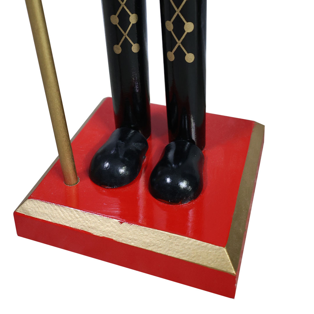 Щелкунчик с секирой Axel 90 см — изображение 5