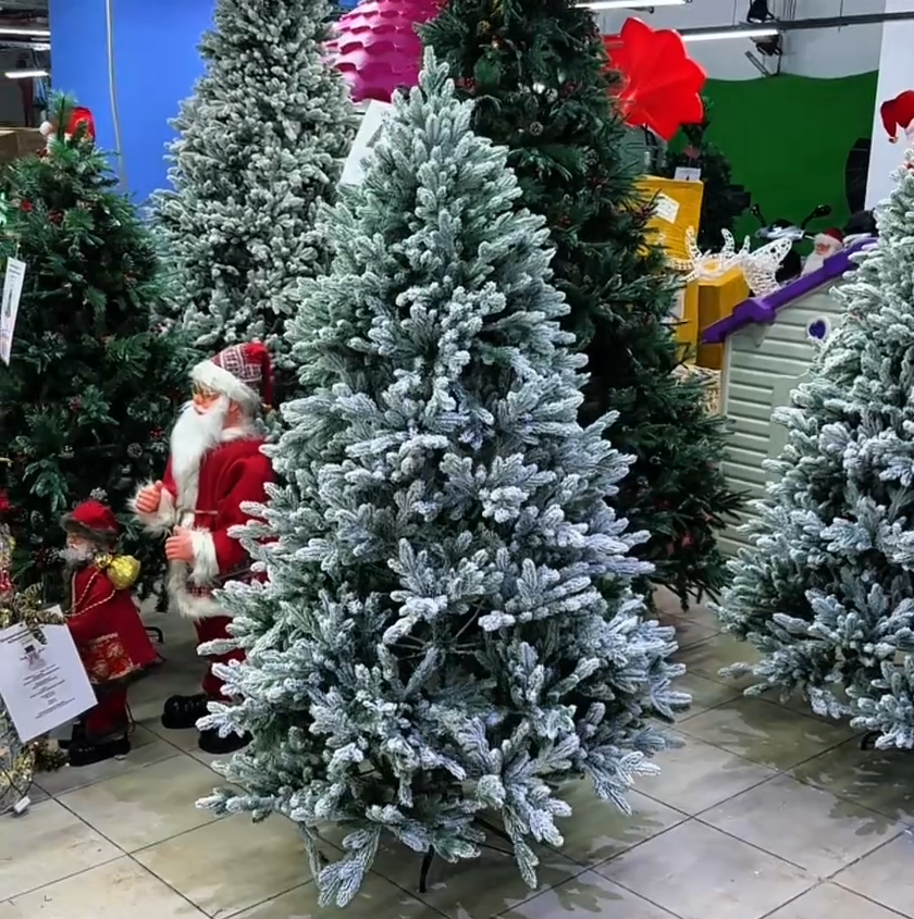 Заснеженная ель с напылением Marshmallow Fluff 180 см