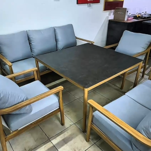 Лаунж-обеденная зона Azure Bay