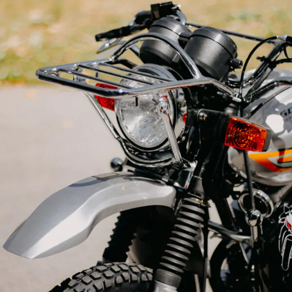 Мотоцикл Suzuki GSX 200 Super Smoke — изображение 9