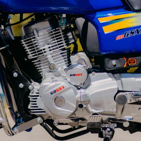 Мотоцикл Suzuki GSX 200 Super Waters — изображение 12