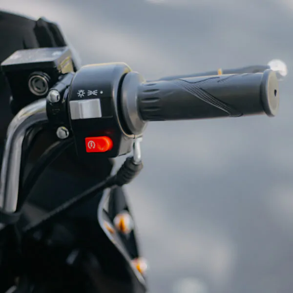 Скутер BWS-R 150 Samurai Black — изображение 8