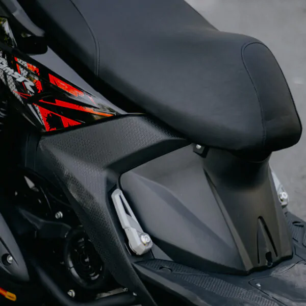Скутер BWS-R 150 Samurai Black — изображение 5