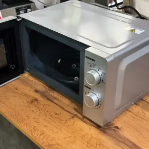 Микроволновая печь Yasin 20л Silver