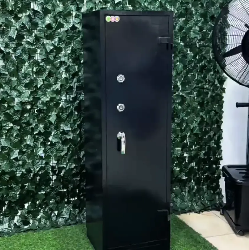 Оружейный сейф Weaponry