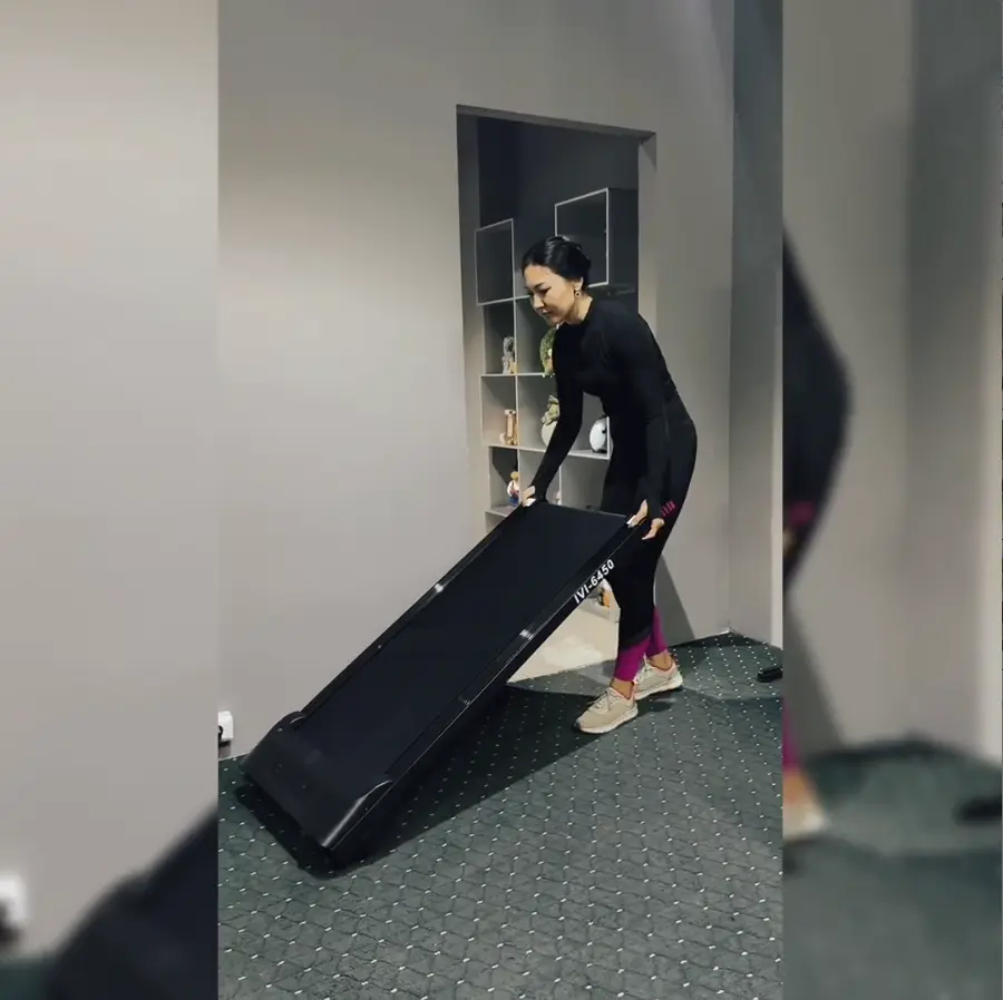 Ультратонкая беговая дорожка Jungfrau